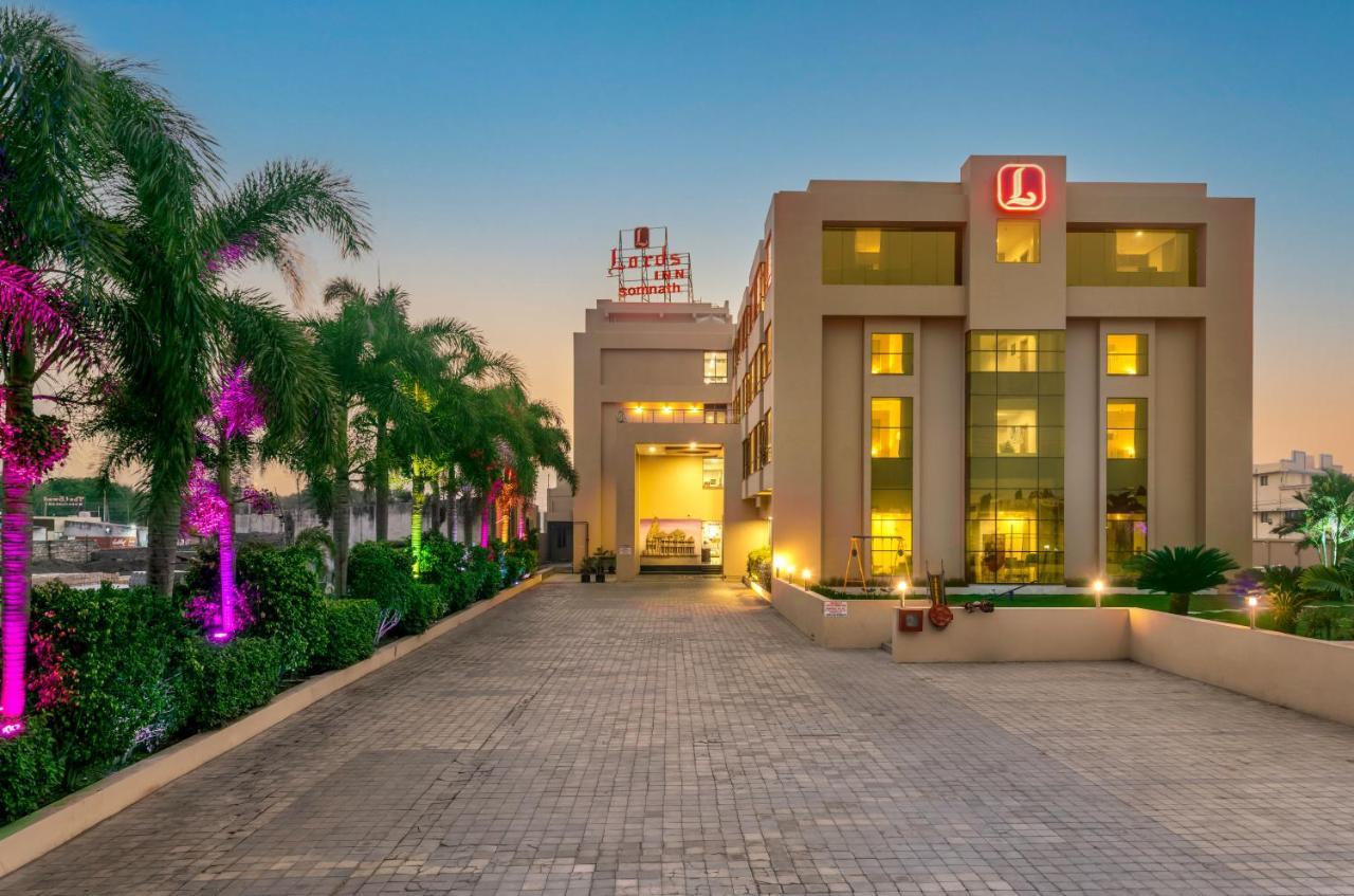 Lords Inn Somnath Bagian luar foto