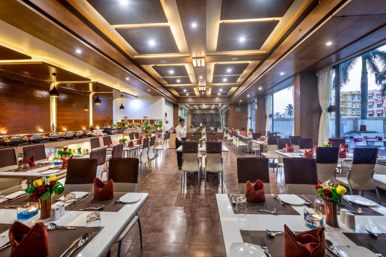 Lords Inn Somnath Bagian luar foto