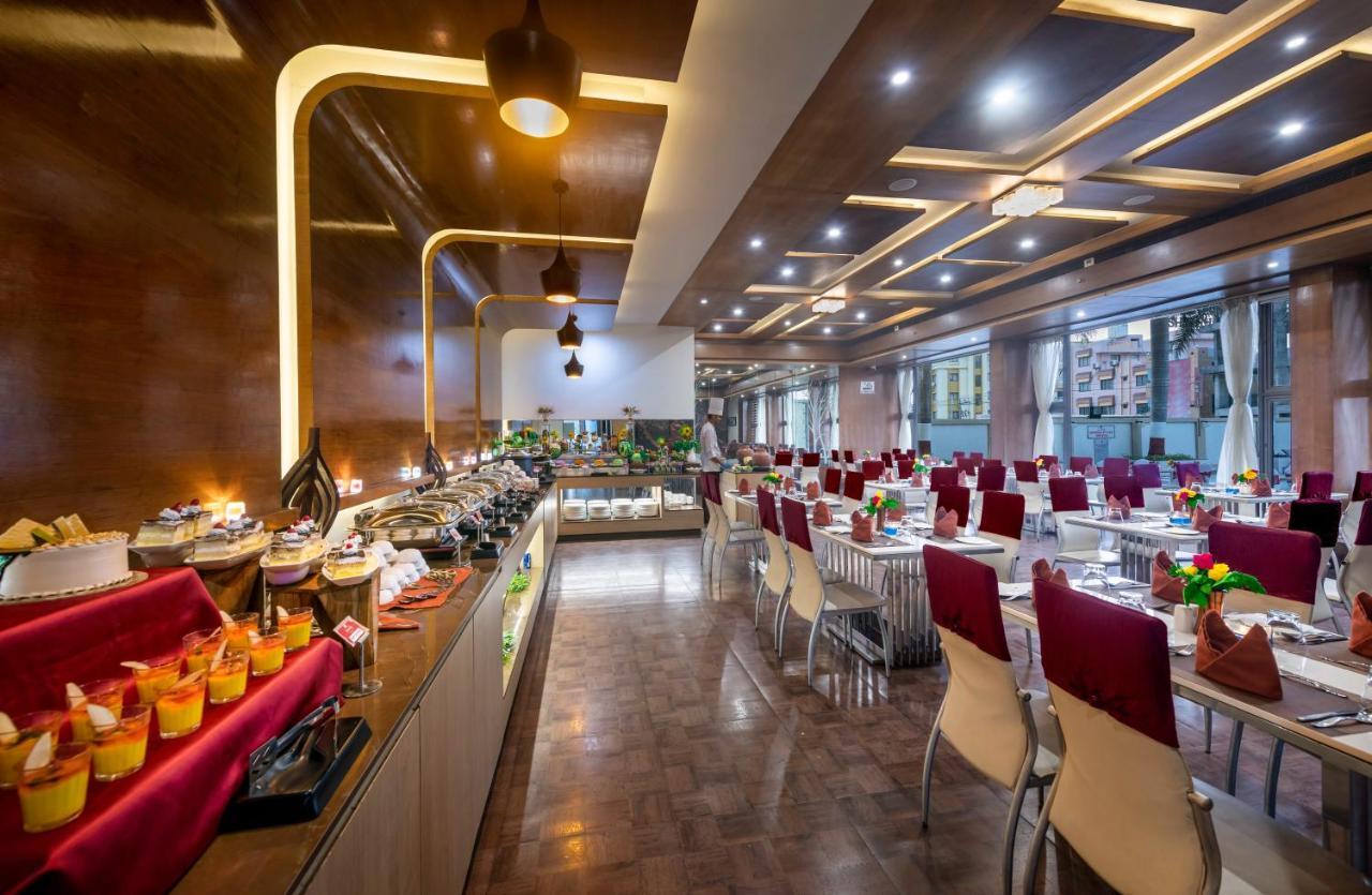 Lords Inn Somnath Bagian luar foto